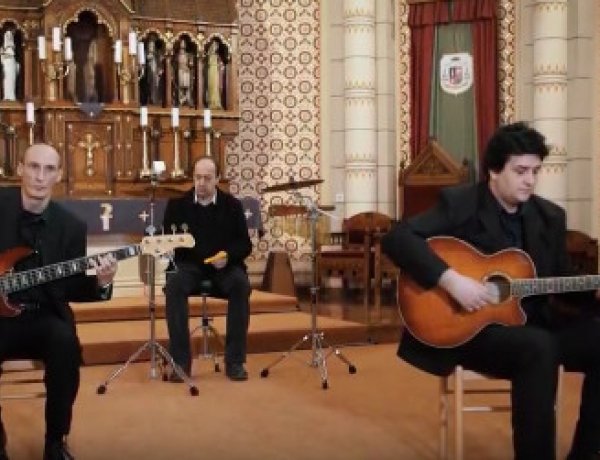 Elkészült a nyíregyházi Képmás zenekar Isten Báránya című videoklipje