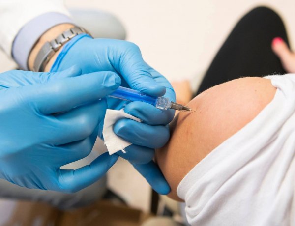 Megyei kórház: „Túl vagyunk a százezredik oltáson intézményünk oltópontjain”