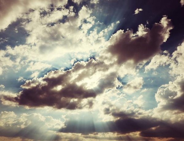 Kellemetlen időjárás lesz, ami csak estére nyugodhat meg    