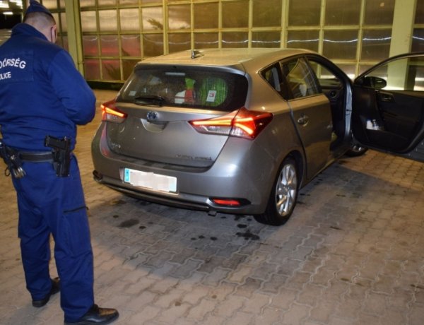 Körözött gépkocsi Csengersimán – Francia hatóság körözte, a magyar rendőrök lefoglalták