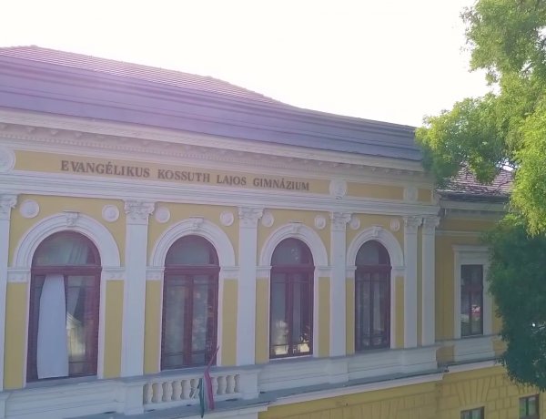 Ökumenikus szavalóverseny a Kossuth gimnáziumban – Bánszki István emlékére