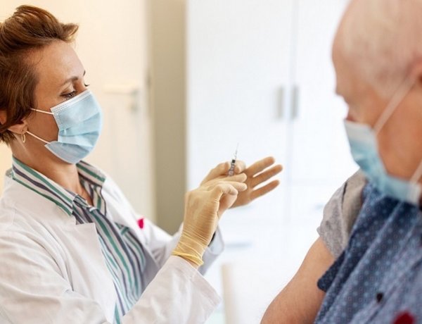 Már a 3 millió 250 ezret is átlépte a beoltottak száma itthon