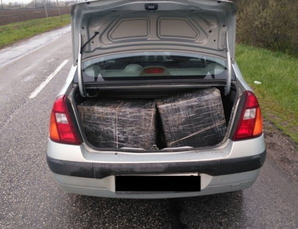 Csempészett cigarettát szállított, elfogták a rendőrök                