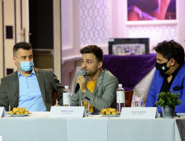 Legénybúcsú – A Móricz Zsigmond Színház a Szabadtérin mutatja be Szente Vajk vígjátékát