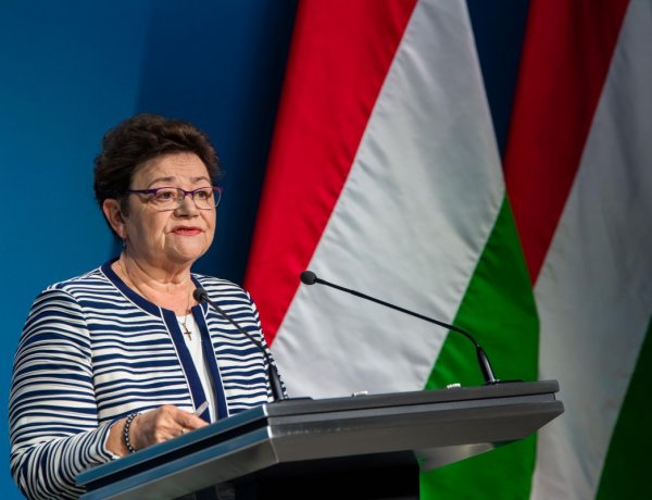 Országos tisztifőorvos: az oltásoknak is köszönhetően csökken a fertőzöttek száma