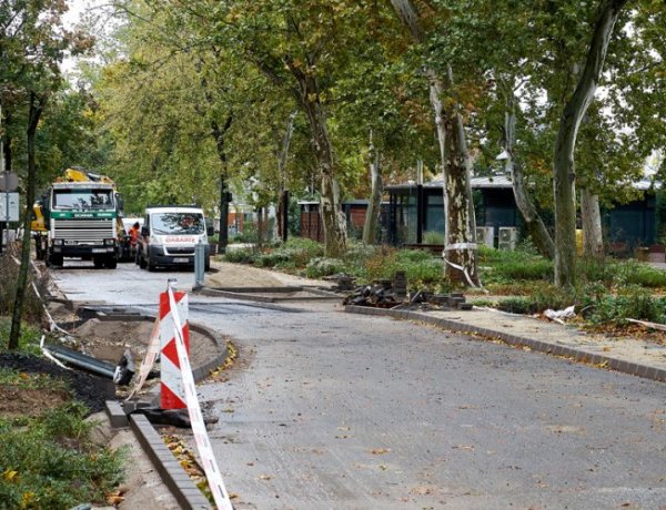 Holnaptól megszűnik az ideiglenes forgalomkorlátozás a Bessenyei téren