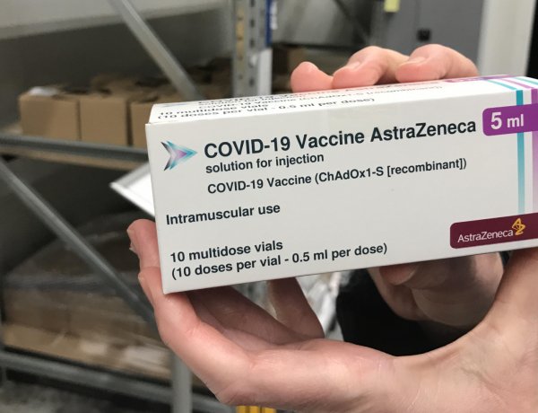 Európai Gyógyszerügynökség: Biztonságos az AstraZeneca       