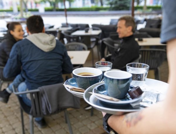 Magyarország Kormánya: Az újraindítás lépései 4 millió beoltottnál