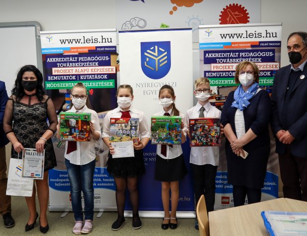 Irodalmi művek ábrázolása LEGO eszközökkel – Díjátadó a Nyíregyházi Egyetemen