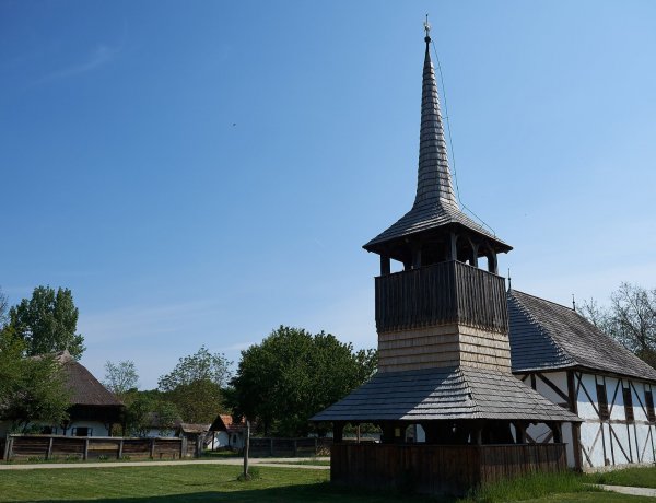 Falunyitány – Május elsején már vendégeket fogad a Sóstói Múzeumfalu