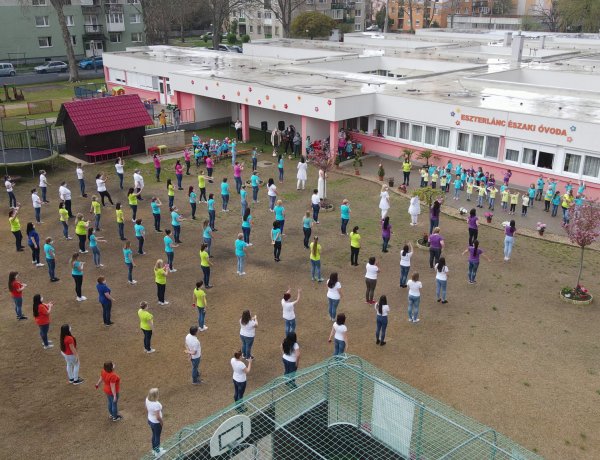 Városi, közös tánc, civil kezdeményezésre – a Jerusalema Nyíregyházán is hódít!