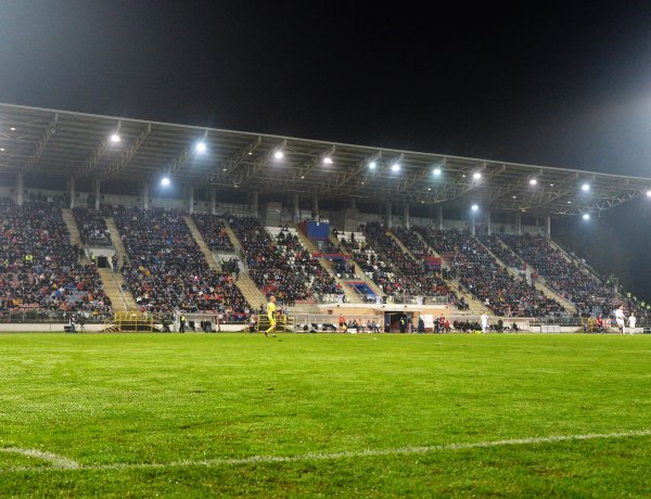 Az utolsó hazai meccs, szurkolókkal - A Városi Stadionban a Vasast fogadja a Szpari 