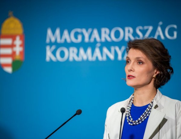 Operatív törzs: péntek éjfélig várják a 16-18 évesek regisztrációját