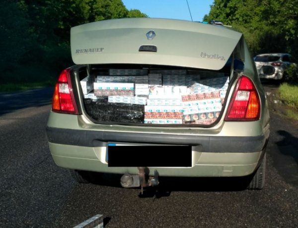 Csempészett cigarettát szállított, a kölcsei rendőrök elfogták