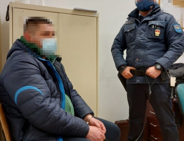 Lezárt ügy: embercsempészés bűntett miatt kell felelnie a külföldi férfinak 