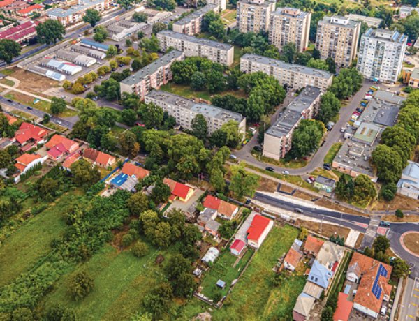 87 km utca, 34 km járda, csomópontok: soha nem látott mértékű útfejlesztések Nyíregyházán