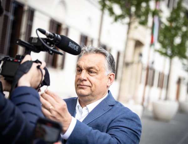 Orbán Viktor: közterületen nem kell többé maszkot viselni   
