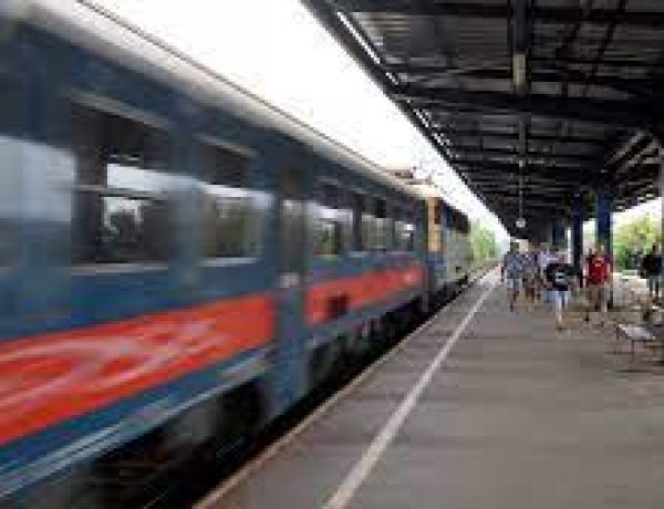 A MÁV, a MÁV-HÉV és a Volánbusz is engedményeket vezetett be  