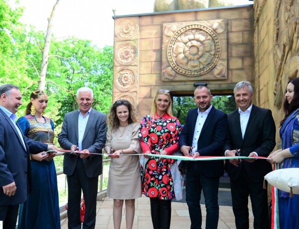 Átadó – India-házzal gazdagodott a Nyíregyházi Állatpark    