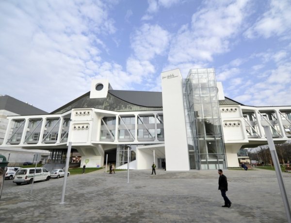 Programok a VMKK-ban – Várják a vendégeket a Váci Mihály Kulturális Központban