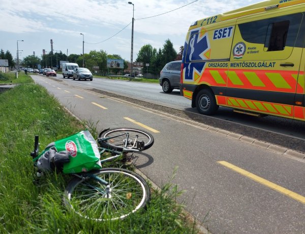 Felborult és megsérült egy kerékpáros a Tiszavasvári út kivezető szakaszán