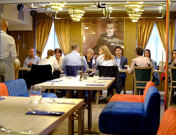 Megnyílt a Kulturális Negyed új ékessége, a Szindbád étterme