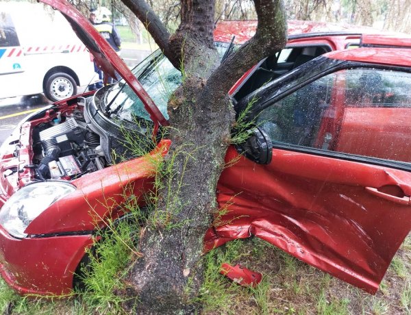 Baleset történt a Korányi Frigyes utcánál, egy személy megsérült