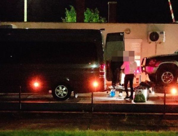 Túlsúllyal közlekedő járműszerelvény az M3-as autópályán            