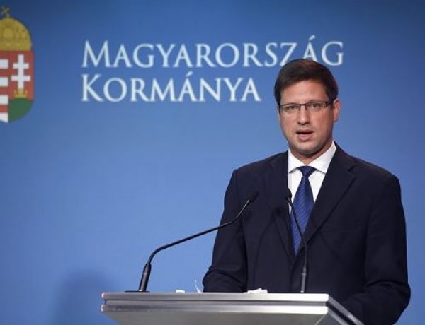 Kormányinfó: mindegyik vakcina biztonságos                      