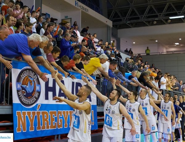 Maradhat a mag - Már megkezdte a tárgyalásokat a kosárcsapat vezetése a játékosokkal