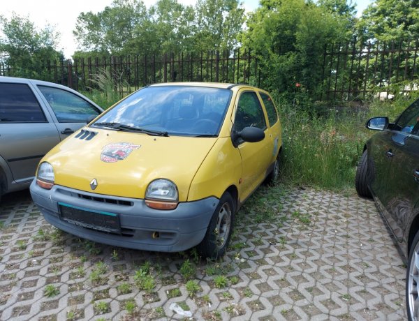 Roncsautókat gyűjt a Közterület-felügyelet június 7-e és 11-e között