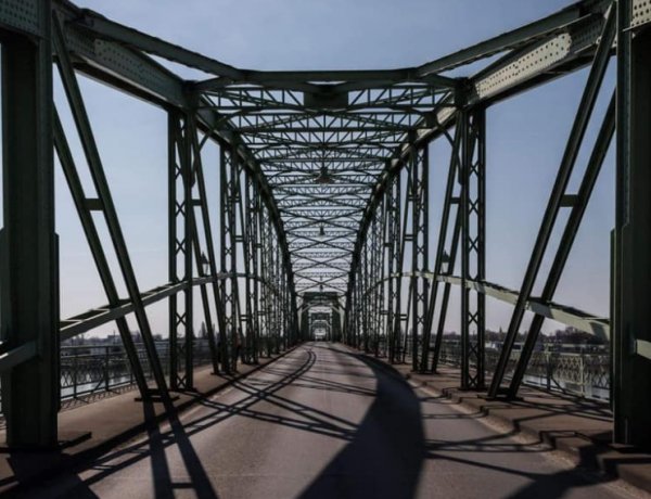 A beoltott szlovák és magyar állampolgárok szabadon utazhatnak a két ország között