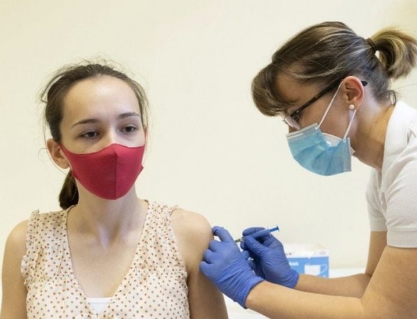 Megyei kórház: újabb oltási időpontok kerültek ki az EESZT oltási rendszerébe