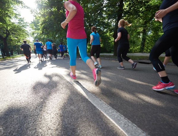 Újabb kihívás – Tízezer kilométernyi távot futnak Roma Ádámék június 25-ig