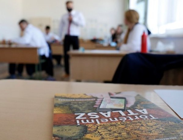 Még több ezer diák vizsgázik: középszintű szóbelikkel zárul az idei érettségi szezon