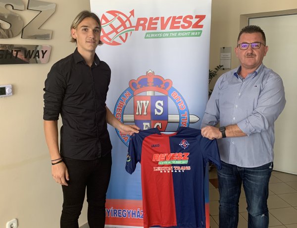 Csatárt és kapust is igazolt a Szpari - Két új játékos érkezett                        