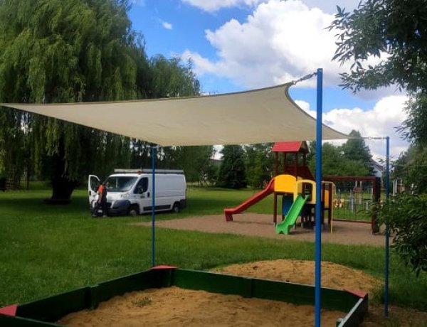 Új játékok kerültek kihelyezésre a nyíregyházi játszótereken