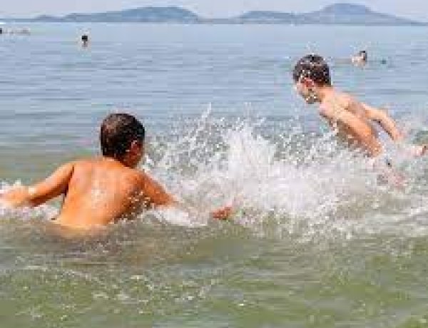 Egész héten kánikula lesz, extrém magas UV-sugárzással                         