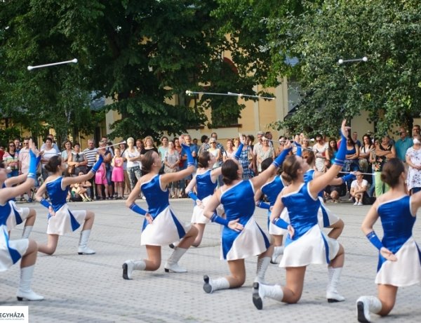 6. SóstóFúvósFeszt - Hangulatos mediterrán gálaest Sóstón, a Krúdy Vigadó előtt 