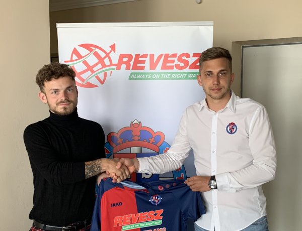 A Fraditól érkezett csatár - Pócsik Botond a Szpariban folytatja                          