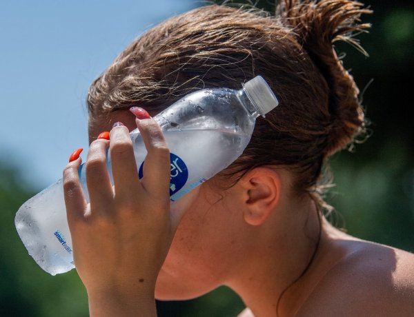 Időjárás: Visszatér a kánikula, 30 foknál is melegebb lesz  
