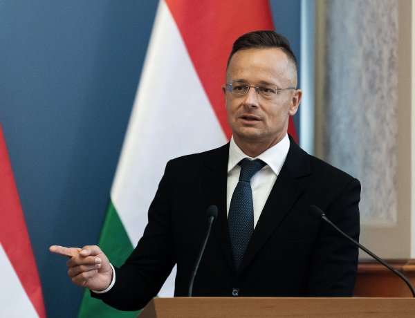 Magyarország elsőként akarja újraindítani a gazdaságát      