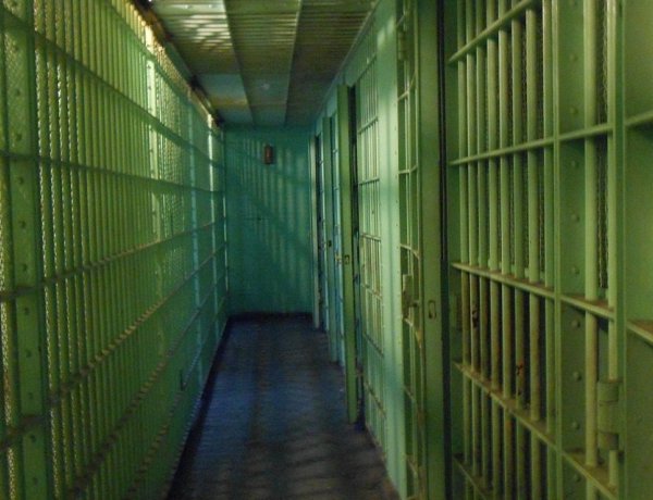 Életfogytig tartó fegyházbüntetés – Elsőfokú ítélet az orosi kettős gyilkosság ügyében