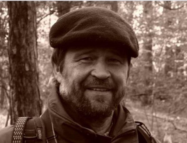 Normantas Paulius fotóművész emléktáblájának avatásával egybekötött kiállítás 