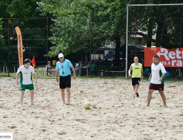 Csütörtökön kezdődik a strandfoci Sóstón                        