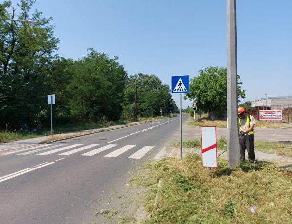 Fűkaszálást végez Nyíregyháza belterületén a MÁV                   
