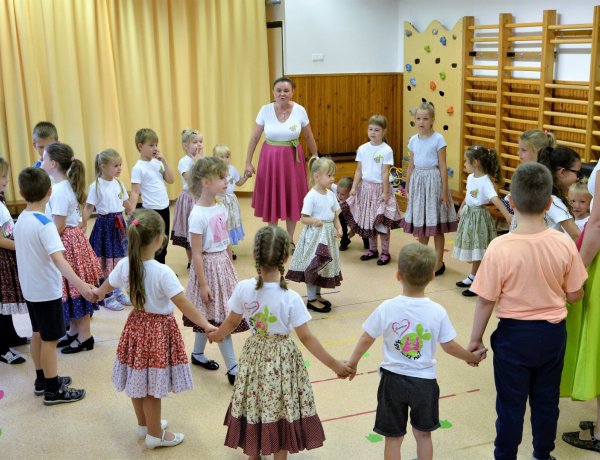 Így tedd rá! az Eszterlánc Északi Óvoda Kerekerdő Tagintézményében!