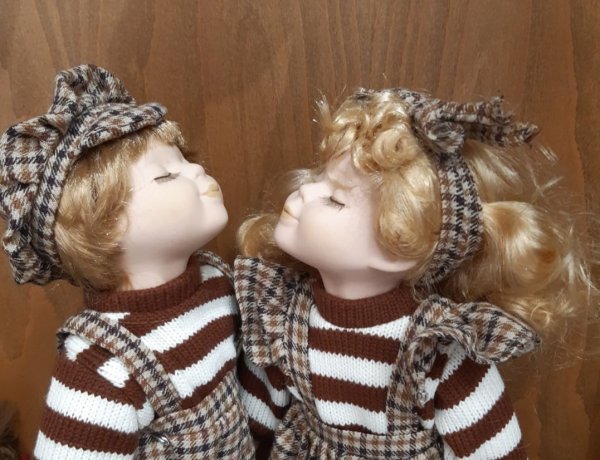 Augusztus a Bencs Villában – Irodalmi és zenés estek, női szalon és babakiállítás