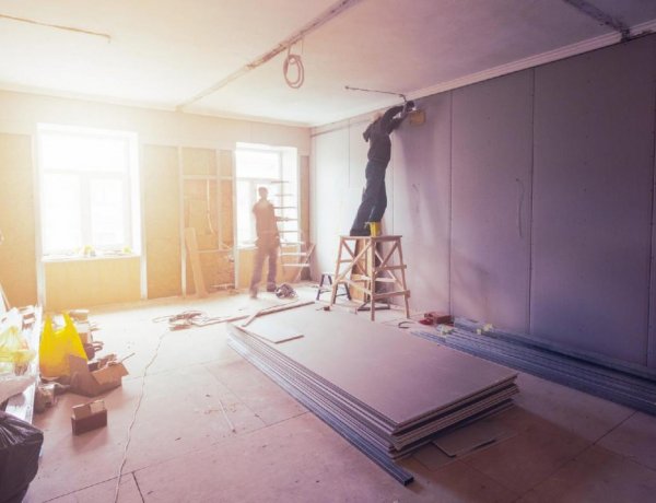 Oktató videókkal segíti az Államkincstár az otthonfelújítási kérelmek benyújtását