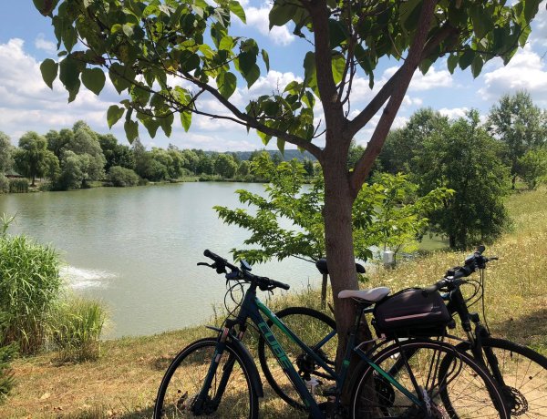 Nem adják fel! Ezúttal duatlonos kihívást teljesítenek, kerékpároznak és futnak!  